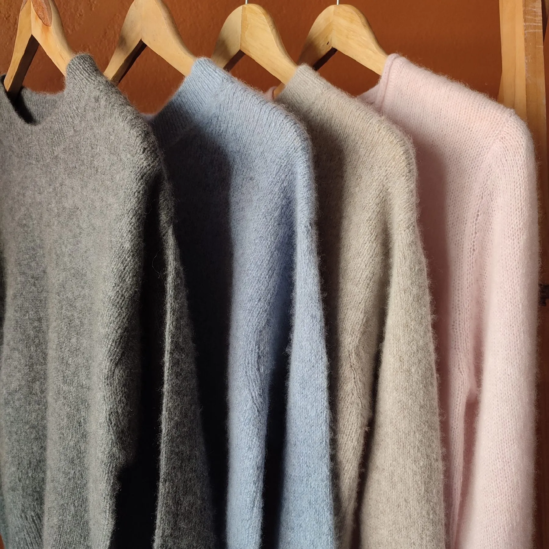 Cashmere hug sweater (Women) - Atlantic