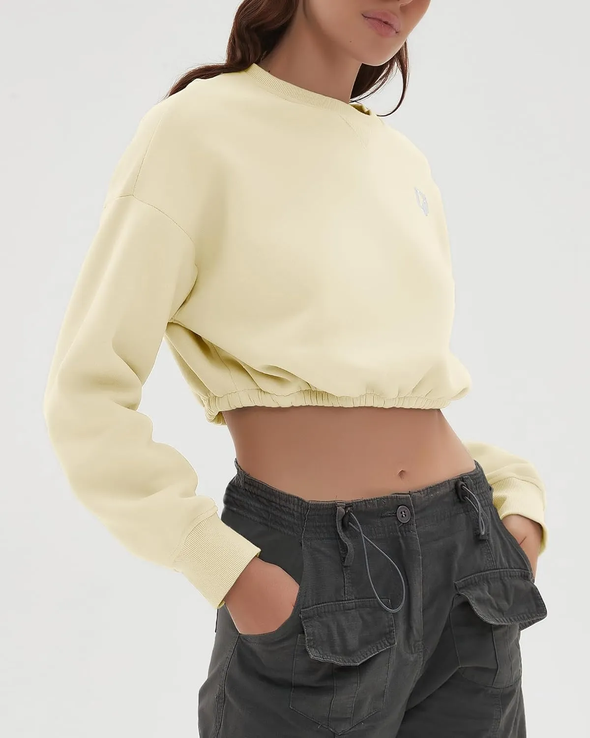 CHYRII Women Oversized Cropped Sweatshirt Fleece Crewneck Pullover Long Sleeve Crop Tops Fall Winter Oufits Clothes