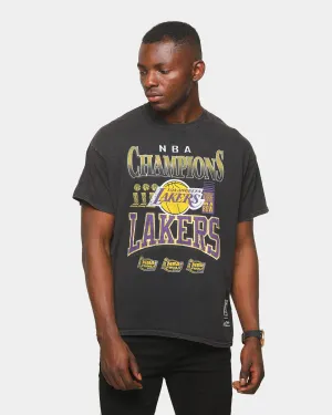 Mitchell & Ness Lakers Vintage Champs Short-Sleeve T-Shirt Black